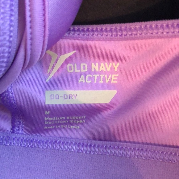 Old Navy Medium Support Sports Bra - Picture 3 of 3